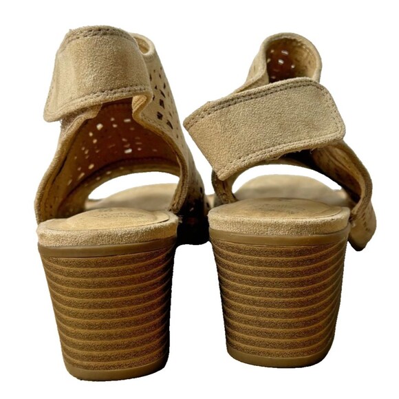 Sonoma Open Toe Pierced Sandals 8 Beige Block Heel Ankle Straps Vitalize Shoes - Picture 6 of 9